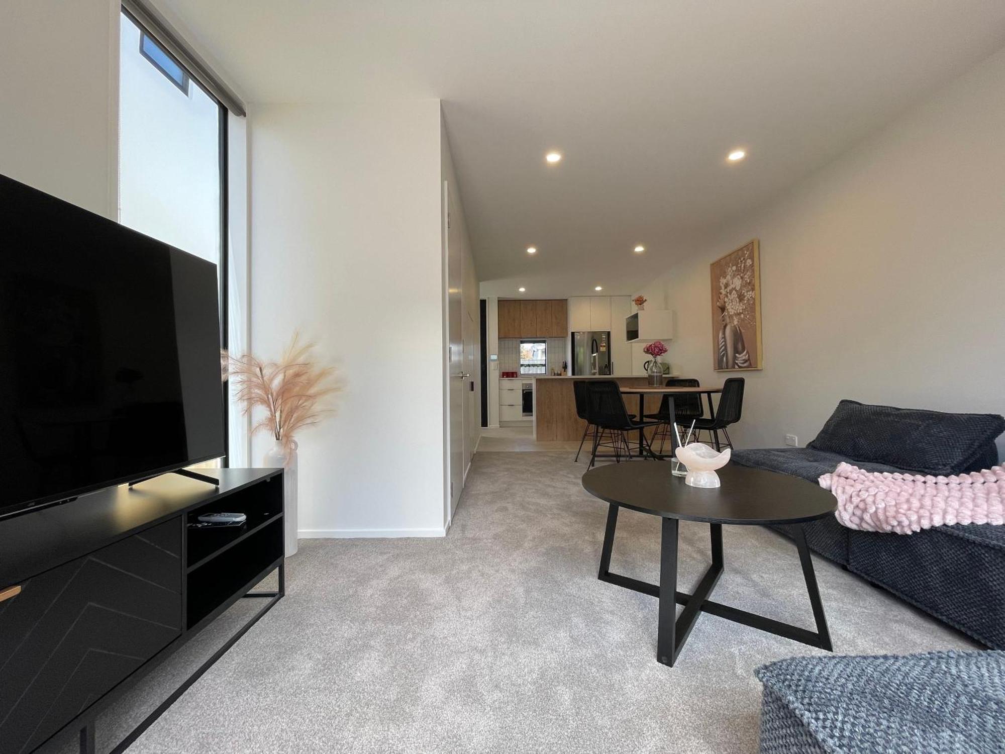 Luxury 2 Bedroom Townhouse Opposite Merivale Mall Christchurch Exterior photo
